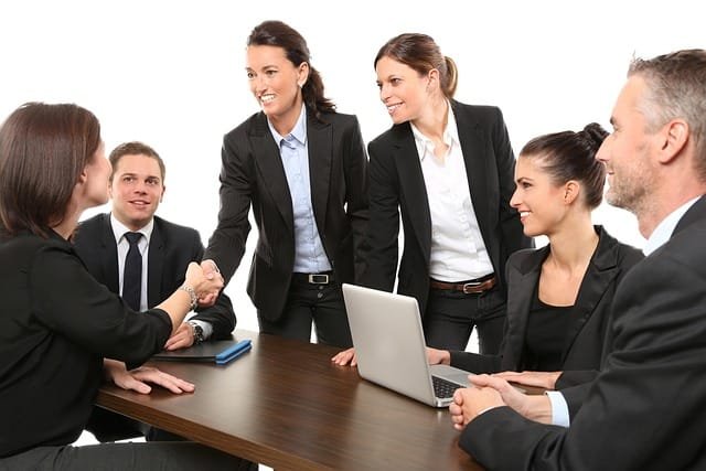 Apa Pentingnya Interpreter Ini Seluk Beluknya yang Perlu Anda Tahu - Wordsmith Group