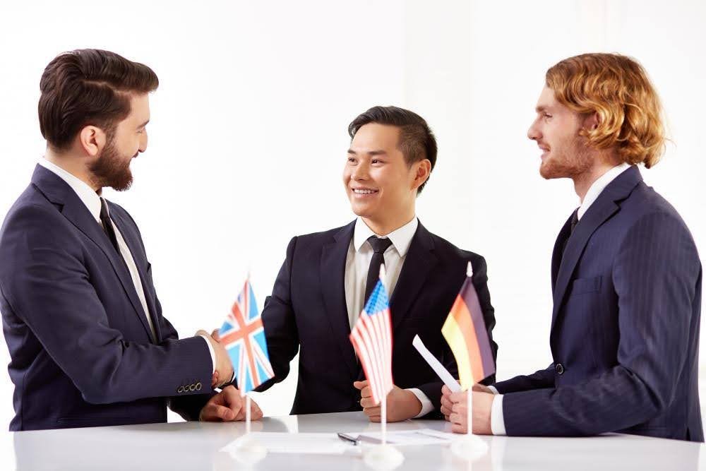 Mengapa Perusahaan Multinasional Membutuhkan Jasa Interpreter