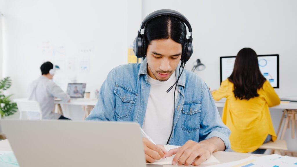 Tips bagi Pemula yang Ingin Menjadi Interpreter - Wordsmith Group